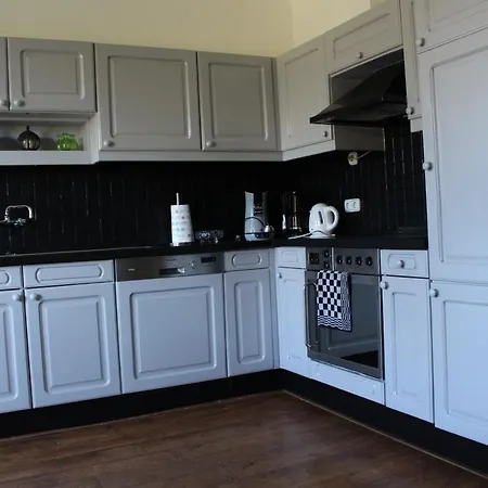 De Achterkoert * Halle