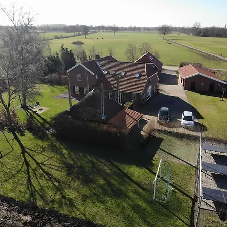 Apartament De Achterkoert Halle